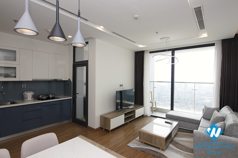Modern 2-bedroom apartment with beautiful view in Vinhomes Metropolis